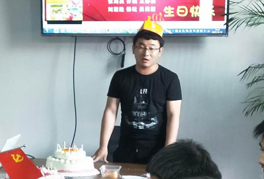 1555488403564358.jpg 壽星.jpg